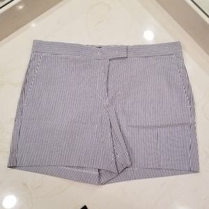 NWT Ann Taylor city shorts size 10